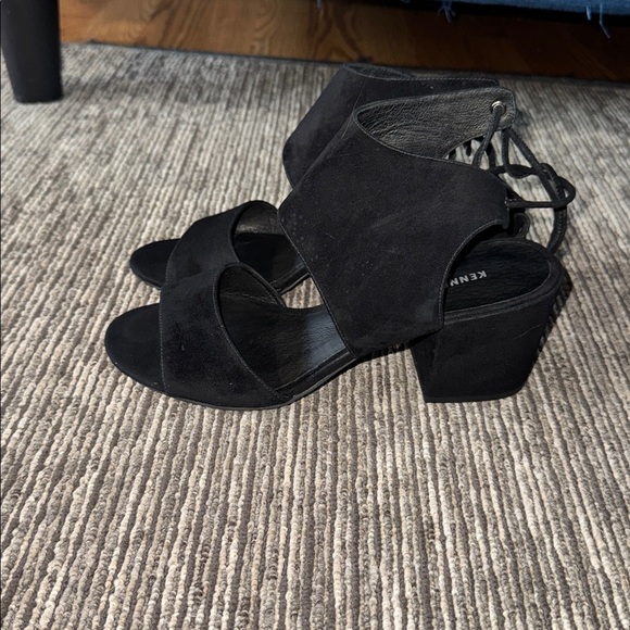 Kenneth Cole Vito Block Heels Black Size 9 - Picture 2 of 7